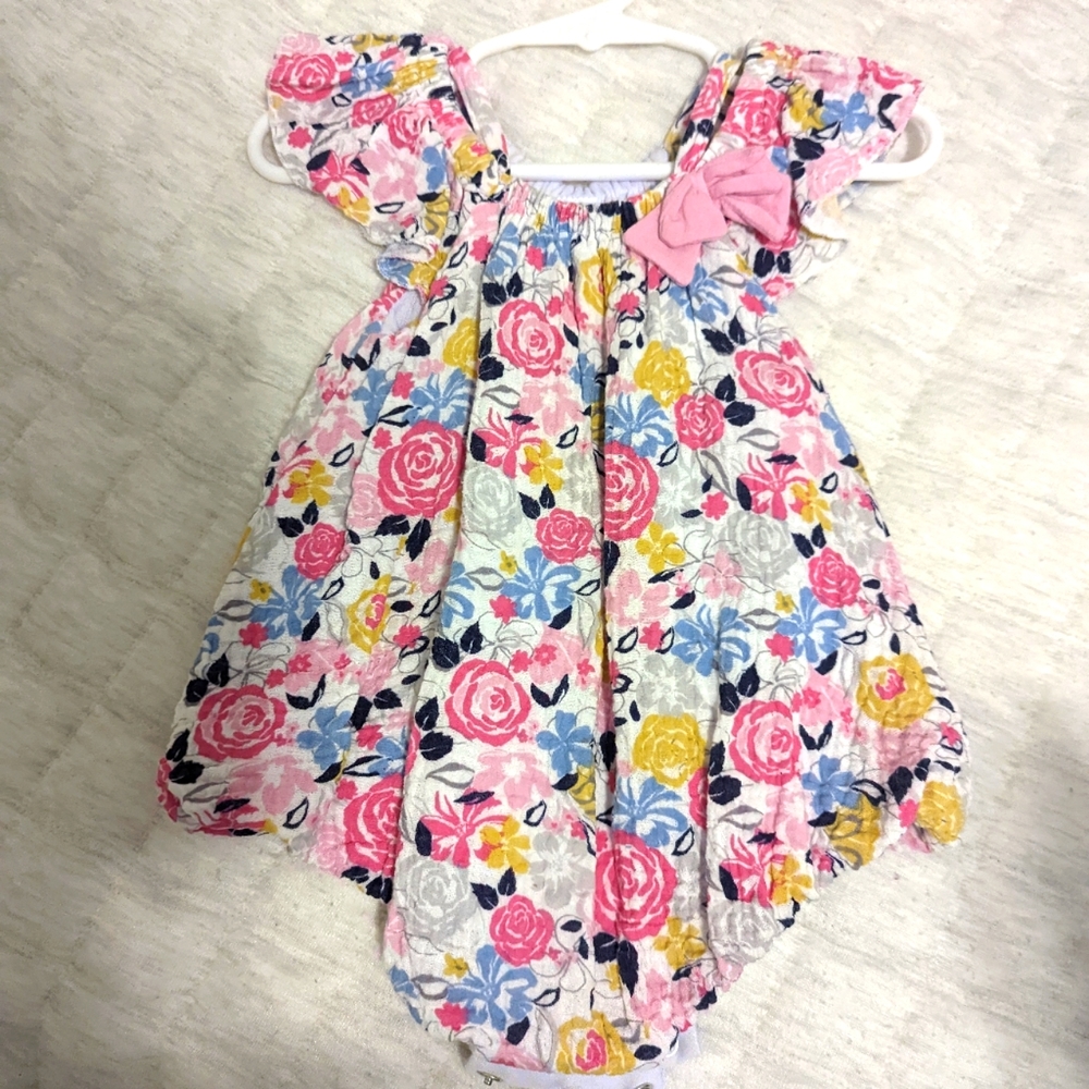 Floral bubble romper